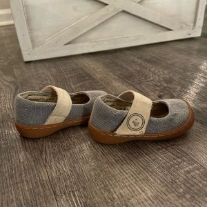 Livie & luca  shoes size 4